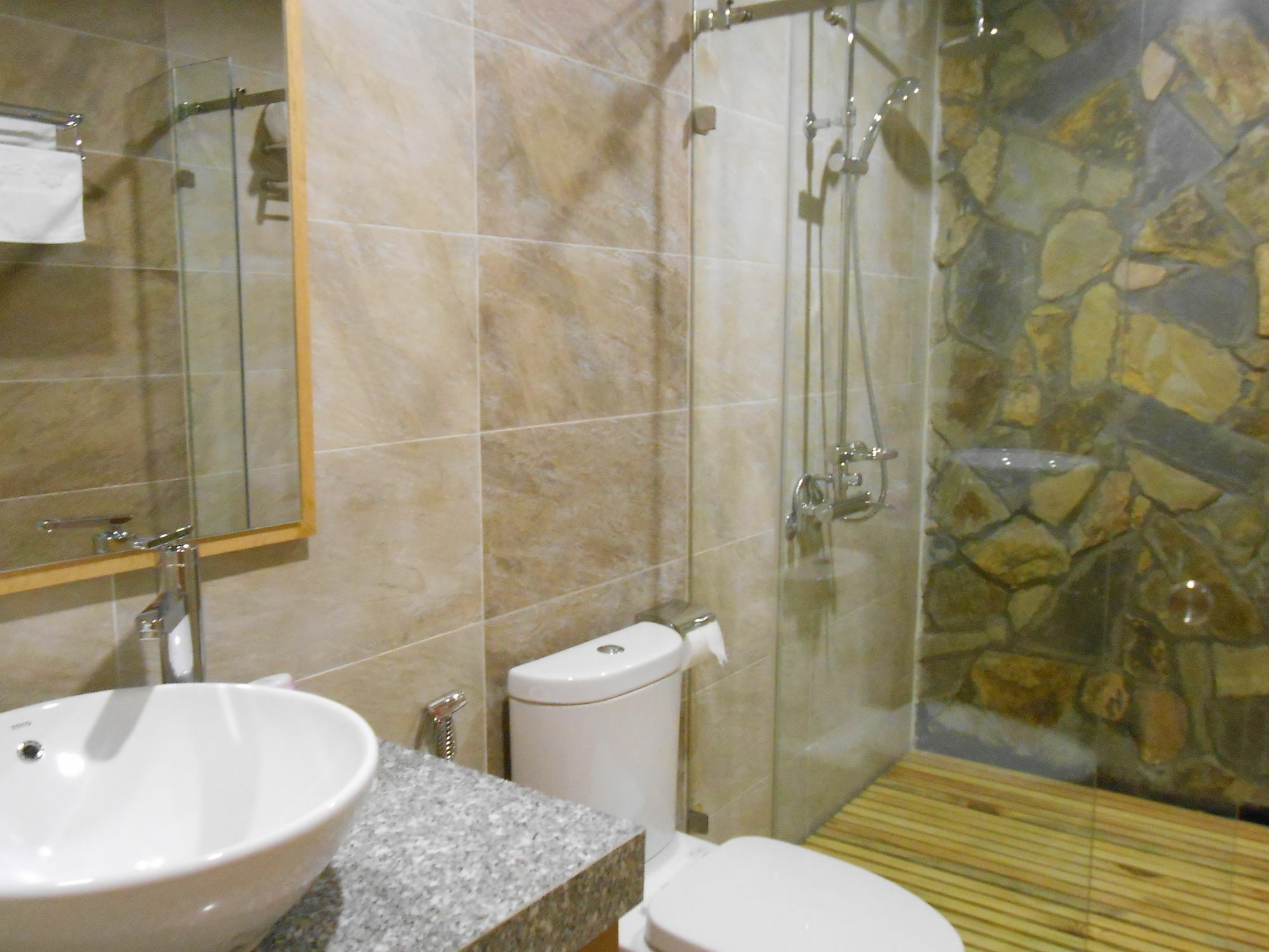 Sinh Plaza Hotel Hanoi Buitenkant foto