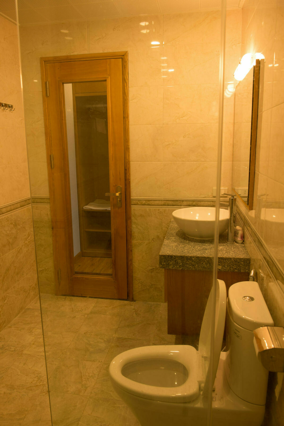 Sinh Plaza Hotel Hanoi Buitenkant foto