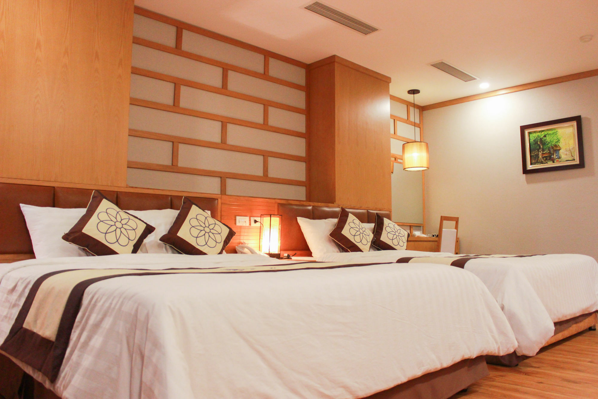 Sinh Plaza Hotel Hanoi Buitenkant foto